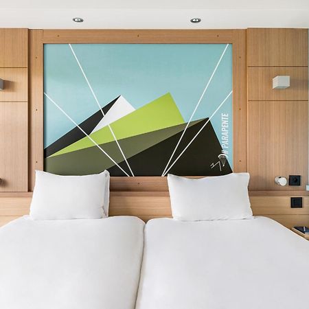 Ibis Styles Annecy Centre Gare Hotel Екстериор снимка