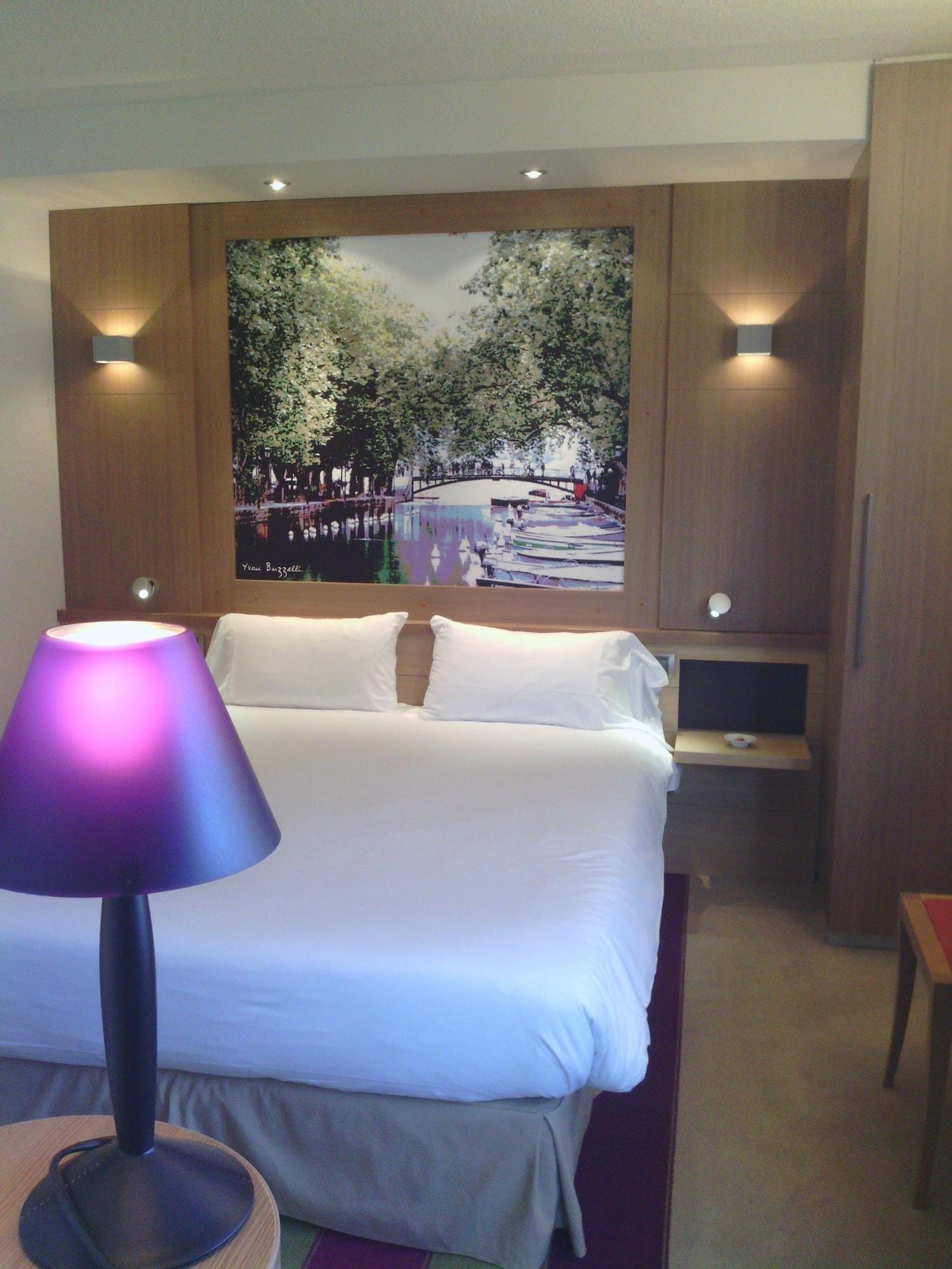 Ibis Styles Annecy Centre Gare Hotel Екстериор снимка