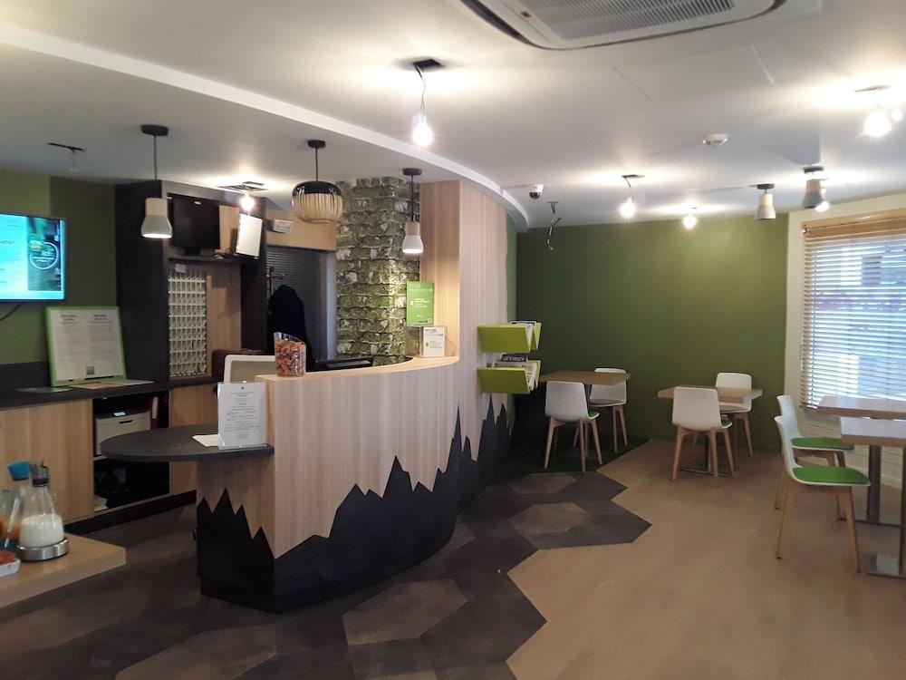 Ibis Styles Annecy Centre Gare Hotel Екстериор снимка