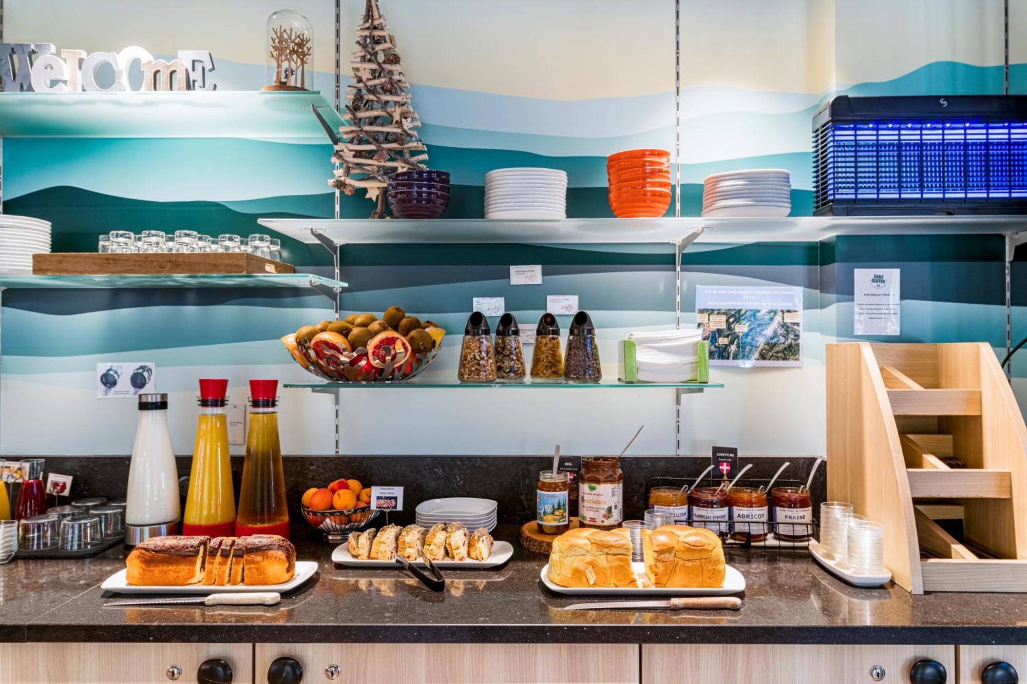 Ibis Styles Annecy Centre Gare Hotel Екстериор снимка