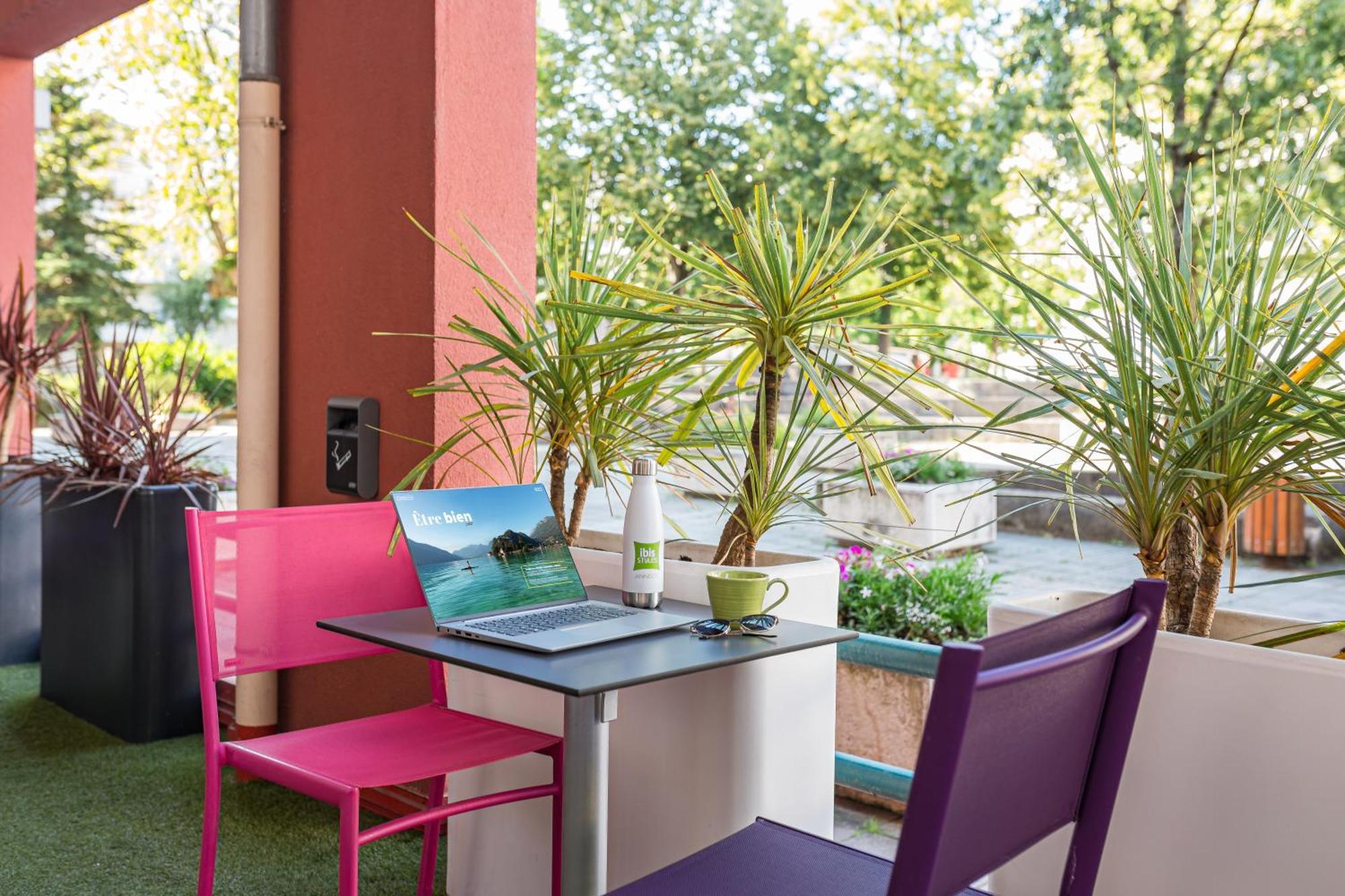 Ibis Styles Annecy Centre Gare Hotel Екстериор снимка