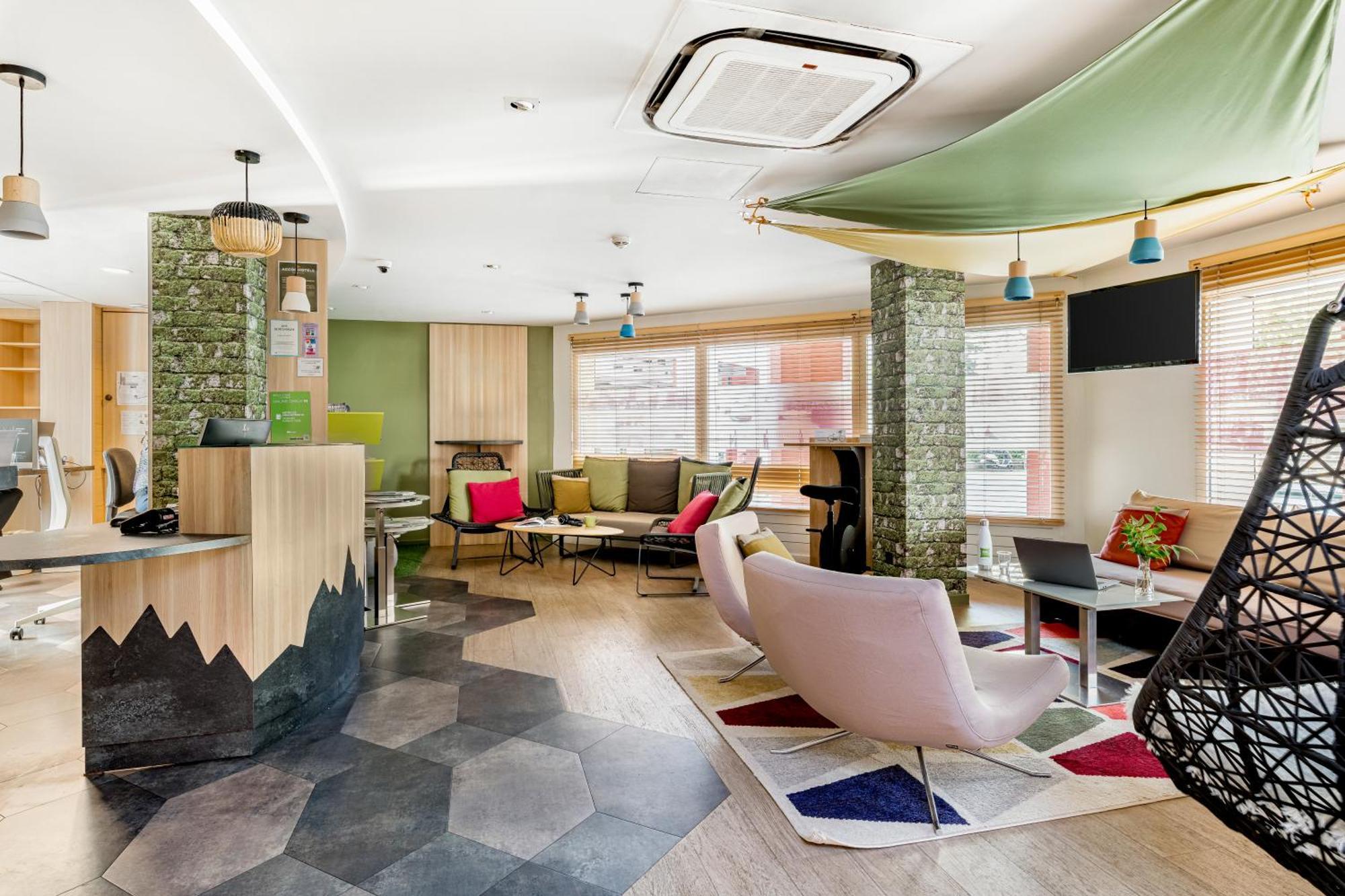 Ibis Styles Annecy Centre Gare Hotel Екстериор снимка
