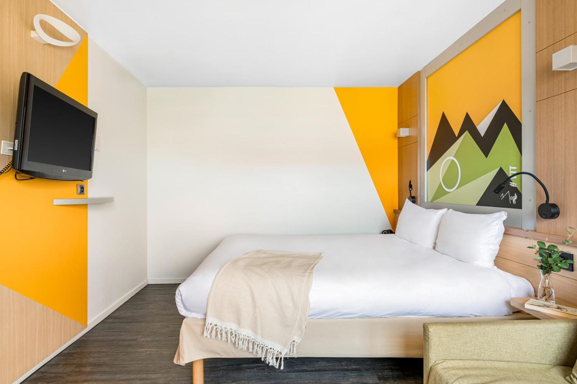 Ibis Styles Annecy Centre Gare Hotel Екстериор снимка