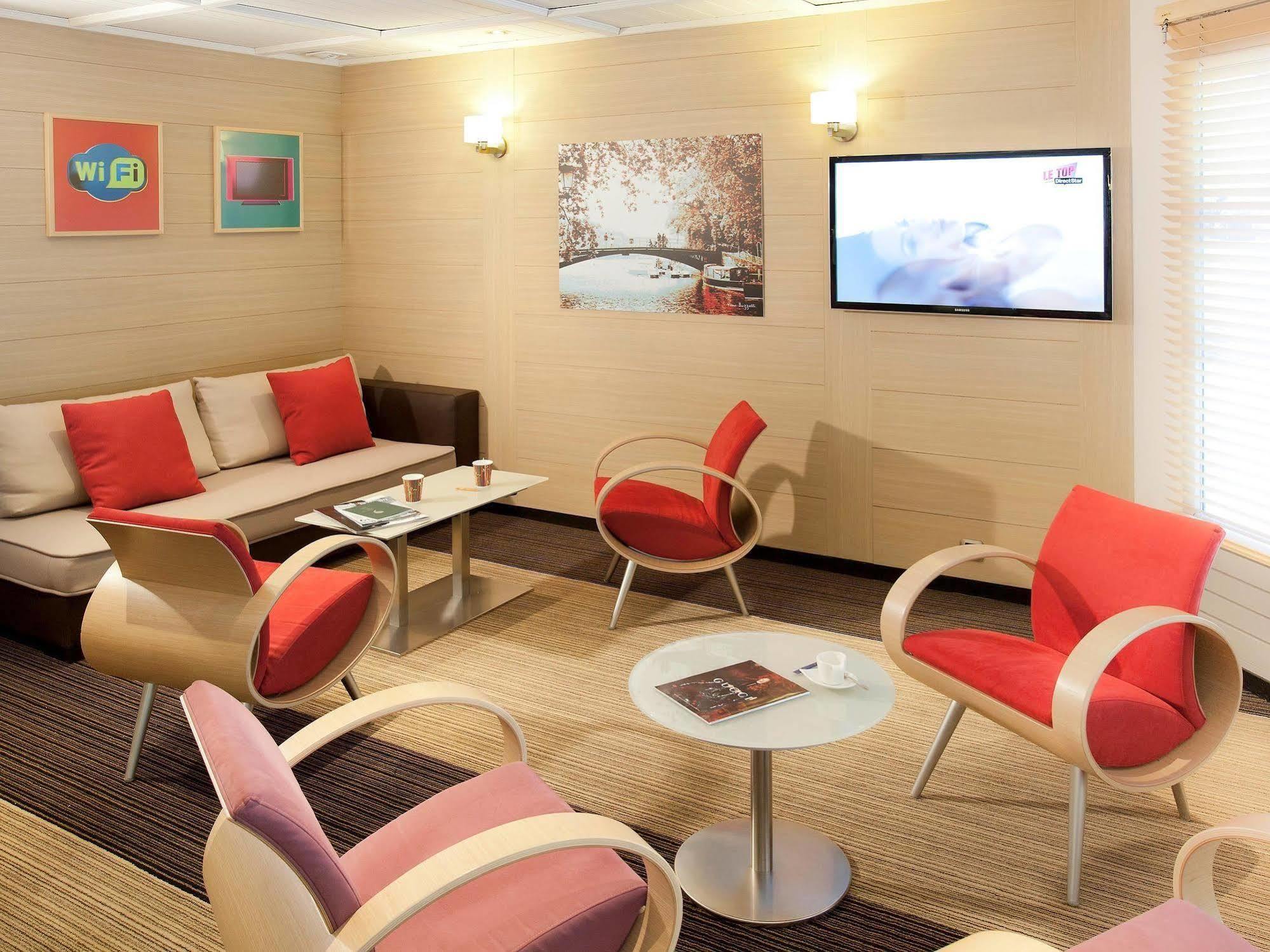 Ibis Styles Annecy Centre Gare Hotel Екстериор снимка